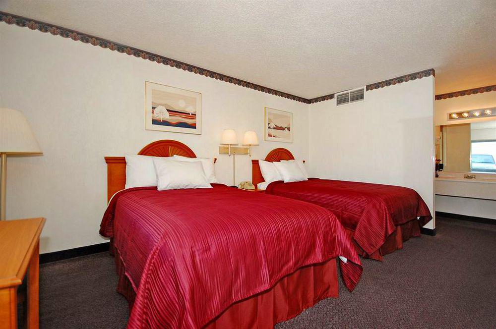 Rodeway Inn & Conference Center Sioux City Room photo